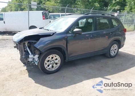 2021 Subaru Forester z USA, uszkodzony, nr VIN JF2SKADC0MH493801
